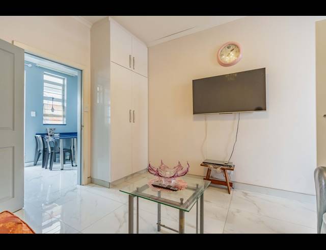2 BEDROOM APARTMENT FOR SALE IN MUSGRAVE